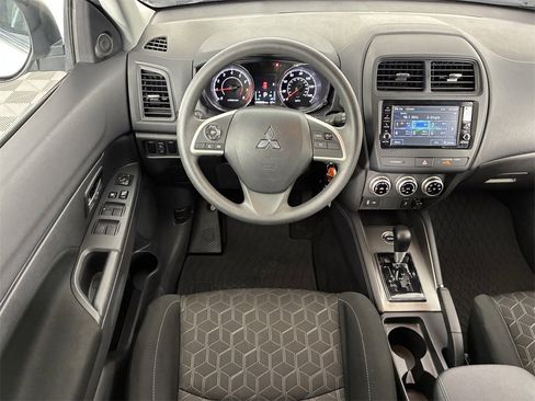 Used 2024 Mitsubishi Outlander Sport ES image 14