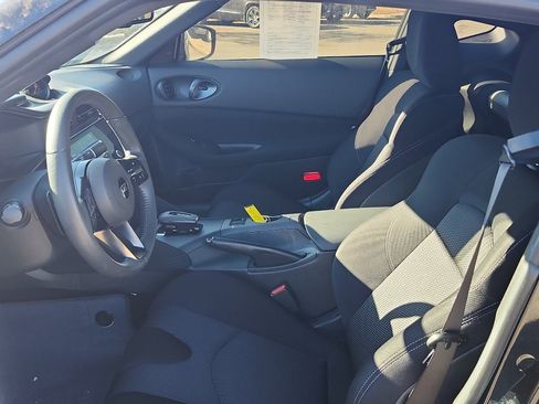 Used 2024 Nissan Z Sport w/ Floor Mat Package image 11