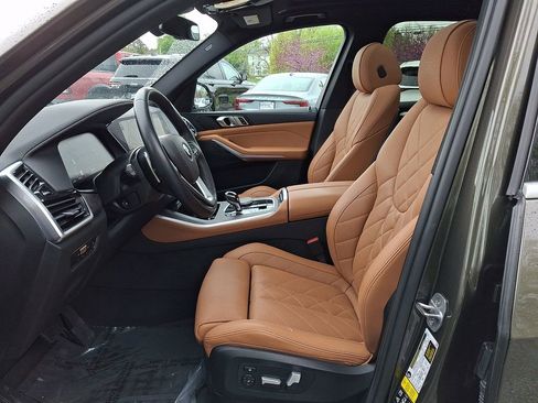 Used 2023 BMW X5 xDrive40i w/ Premium Package image 14