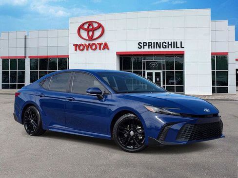 Certified 2025 Toyota Camry SE w/ Convenience Package image 1