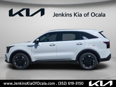 New 2026 Kia Sorento S image 7