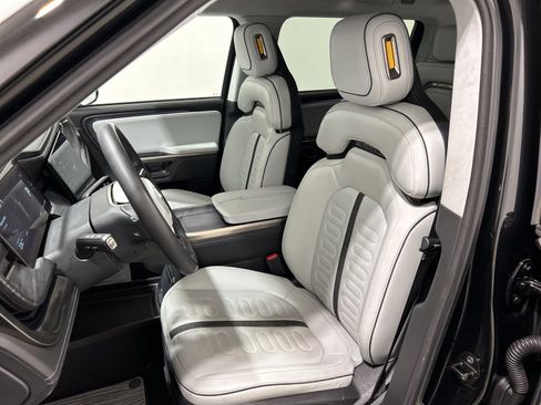 Used 2024 Rivian R1S Adventure AWD/4WD image 20