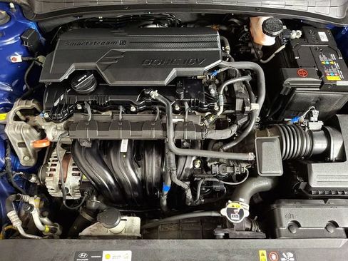 Used 2023 Hyundai Elantra SEL FWD image 28