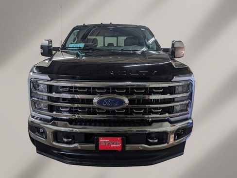 Used 2023 Ford F350 Lariat w/ Tow Technology Package image 2