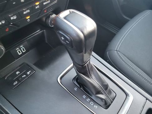 Certified 2019 Ford Ranger XLT w/ Equipment Group 302A Luxury image 18