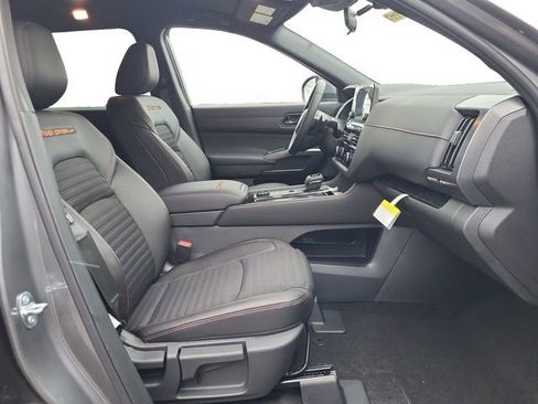 New 2025 Nissan Pathfinder Rock Creek image 29
