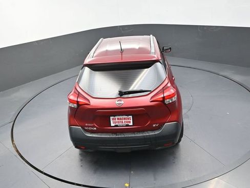 Used 2018 Nissan Kicks SV image 25