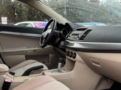 Used 2010 Mitsubishi Lancer ES image 12