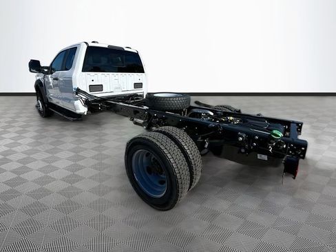 New 2026 Ford F550 4x4 Supercab Super Duty image 4