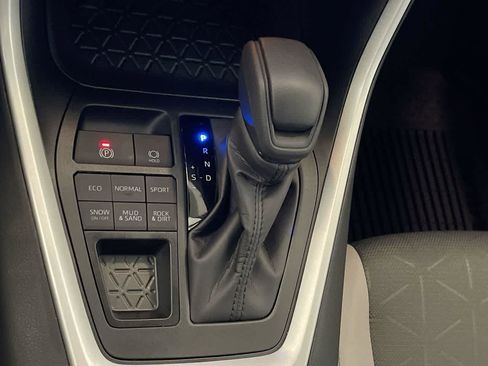 New 2025 Toyota RAV4 XLE w/ Convenience Package image 20