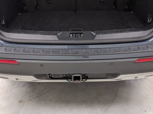 Certified 2023 Ford Explorer XLT w/ Equipment Group 202A AWD/4WD image 7