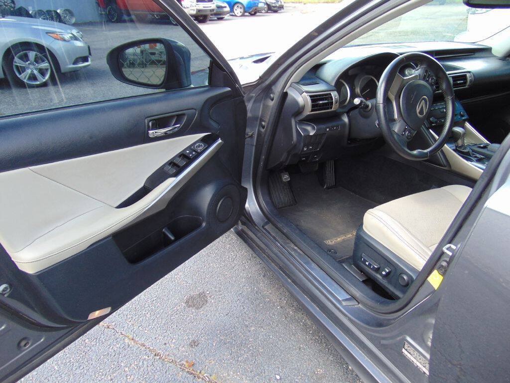 Used 2014 Lexus IS 350 w/ Navigation Package RWD image 16