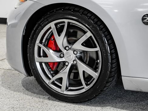 Used 2013 Nissan 370Z Touring w/ Sport Pkg RWD image 40