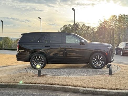 Used 2023 Cadillac Escalade Sport image 8