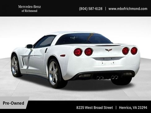 Used 2006 Chevrolet Corvette Coupe w/ Preferred Equipment Group RWD image 24