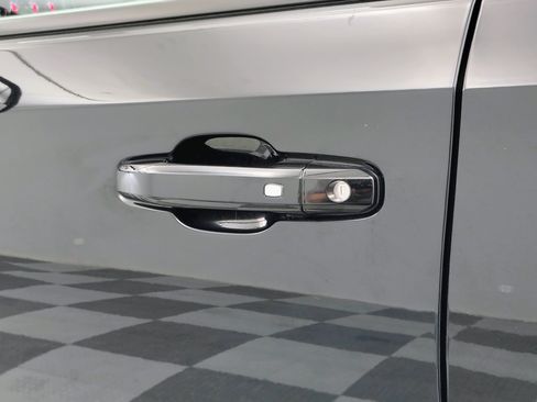 Used 2020 Chevrolet Silverado 1500 RST w/ All-Star Edition image 19