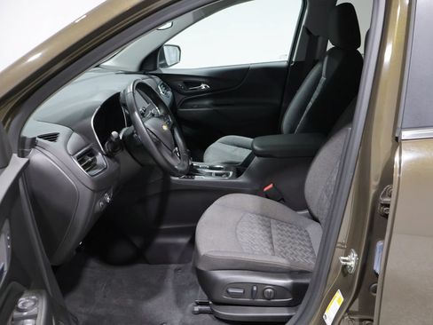 Used 2024 Chevrolet Equinox LT w/ LPO, Floor Liner Package FWD image 11