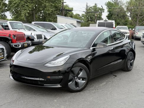 Used 2018 Tesla Model 3 Long Range image 8