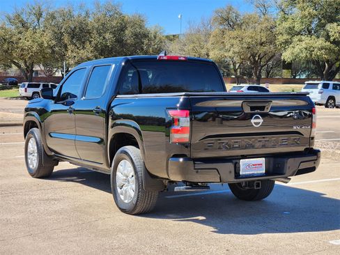 Used 2023 Nissan Frontier SV w/ Technology Package image 4