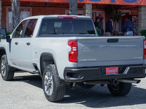 Used 2025 Chevrolet Silverado 2500 Custom w/ Custom Value Package RWD image 6