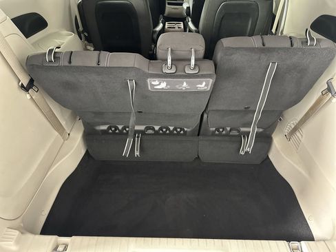 Used 2021 Chrysler Voyager LX w/ Cold Weather Group image 25