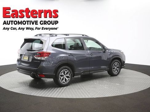 Used 2023 Subaru Forester Premium AWD/4WD image 46