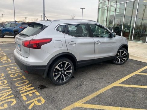 Used 2017 Nissan Rogue Sport SL w/ SL Premium Package image 3