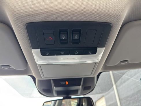 Used 2021 Nissan Rogue SL w/ Premium Package image 25