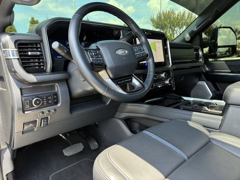 Used 2026 Ford F250 Platinum AWD/4WD image 21