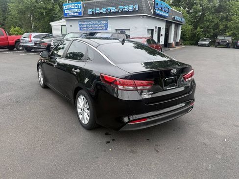 Used 2018 Kia Optima S FWD image 8