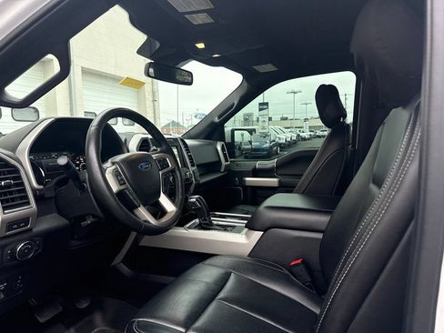 Used 2019 Ford F150 Lariat AWD/4WD image 10