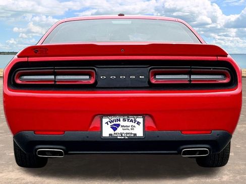 Used 2022 Dodge Challenger GT RWD image 7
