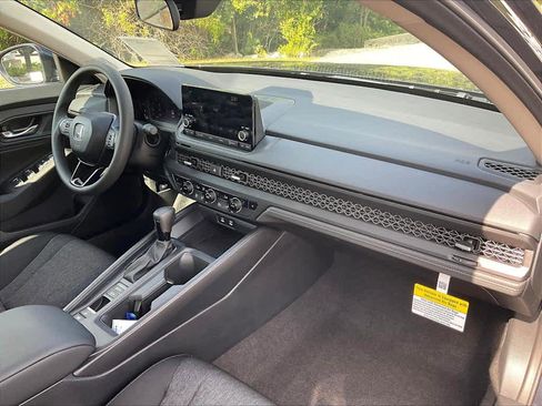 New 2025 Honda Accord SE image 10