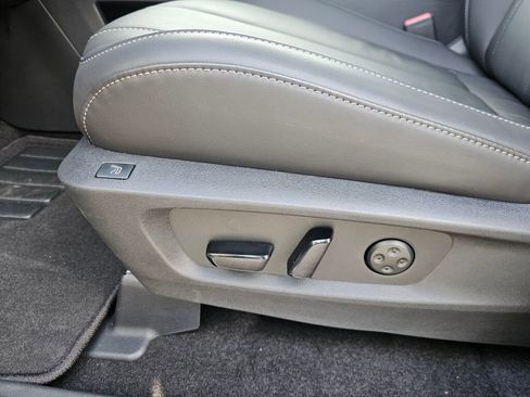 New 2025 INFINITI QX60 Sensory image 29