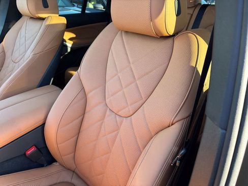 New 2026 BMW X5 xDrive50e image 18