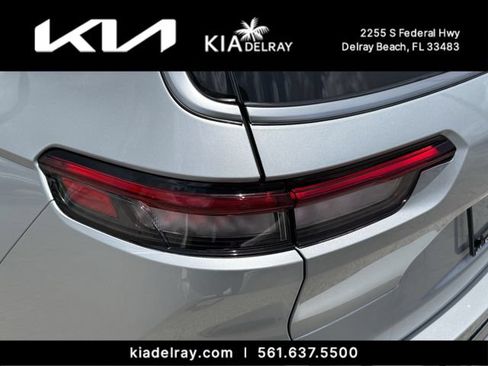 Used 2021 Jeep Grand Cherokee L Summit w/ Luxury Tech Group V AWD/4WD image 7