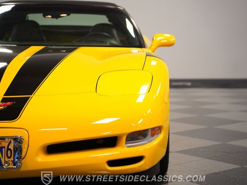 Used 2000 Chevrolet Corvette Convertible w/ Memory Pkg image 21