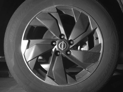 Used 2025 Nissan Rogue SV AWD/4WD image 13