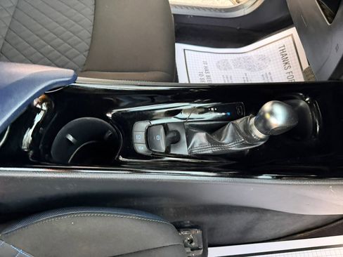 Used 2020 Toyota C-HR XLE FWD image 20