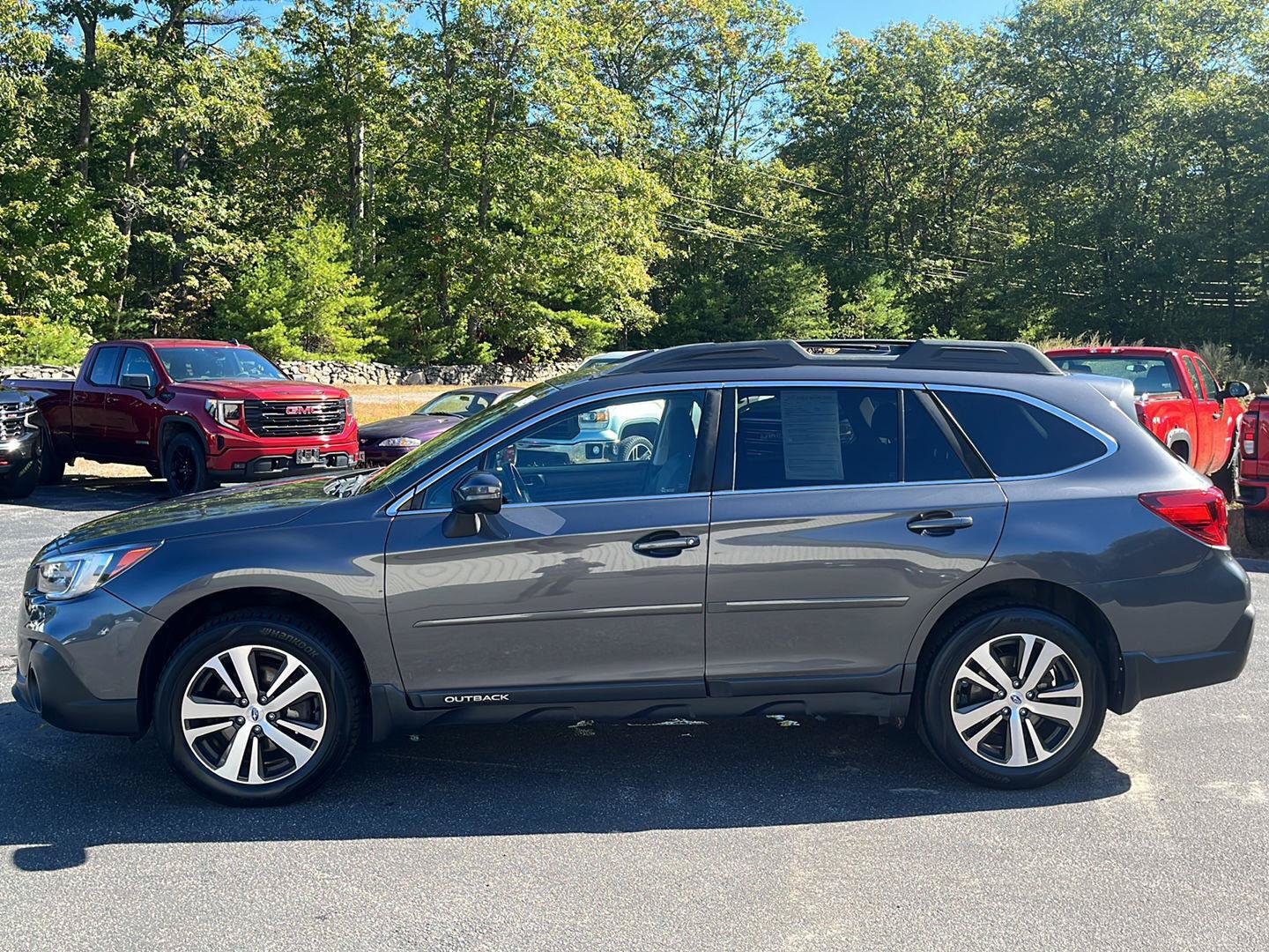 Used 2019 Subaru Outback 2.5i Limited AWD/4WD image 2