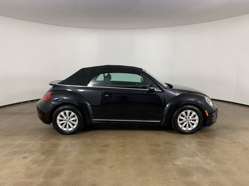 Used 2018 Volkswagen Beetle 2.0T S image 5