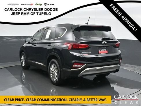 Used 2019 Hyundai Santa Fe SE image 10