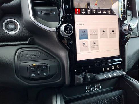 New 2026 RAM 2500 Big Horn AWD/4WD image 12
