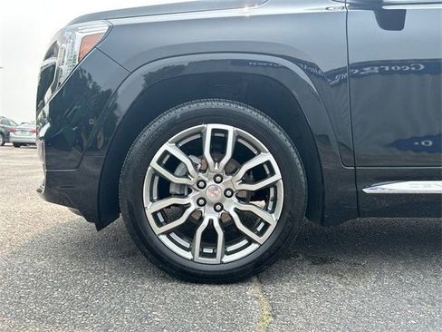Used 2023 GMC Terrain Denali image 10