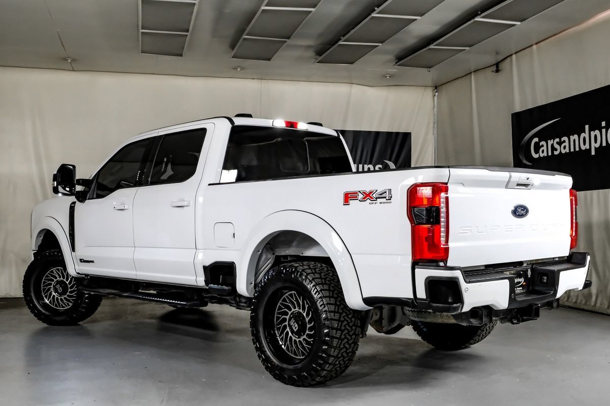 Used 2024 Ford F250 Lariat w/ Sport Appearance Package AWD/4WD image 11