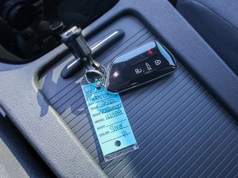 Used 2022 Volkswagen ID.4 Pro image 28