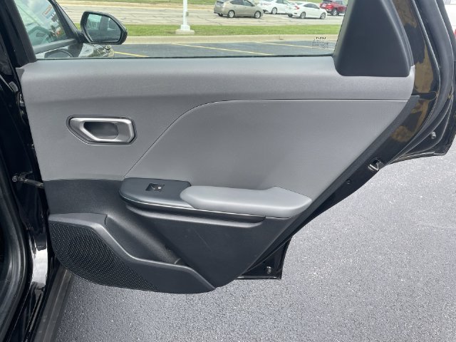 Used 2025 Kia K4 FWD image 35