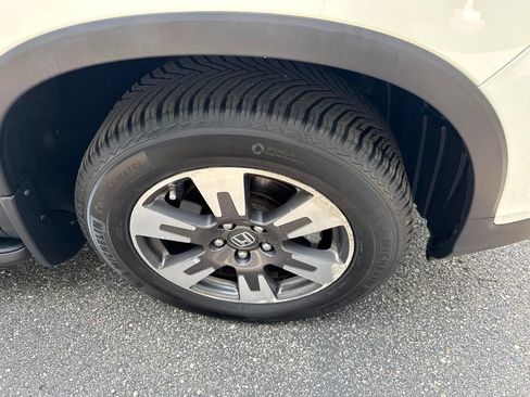 Used 2017 Honda Ridgeline RTL-T image 5