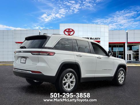 Used 2023 Jeep Grand Cherokee Limited AWD/4WD image 5