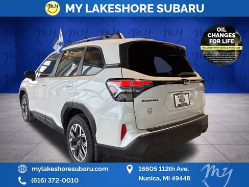 Certified 2025 Subaru Forester Premium image 8